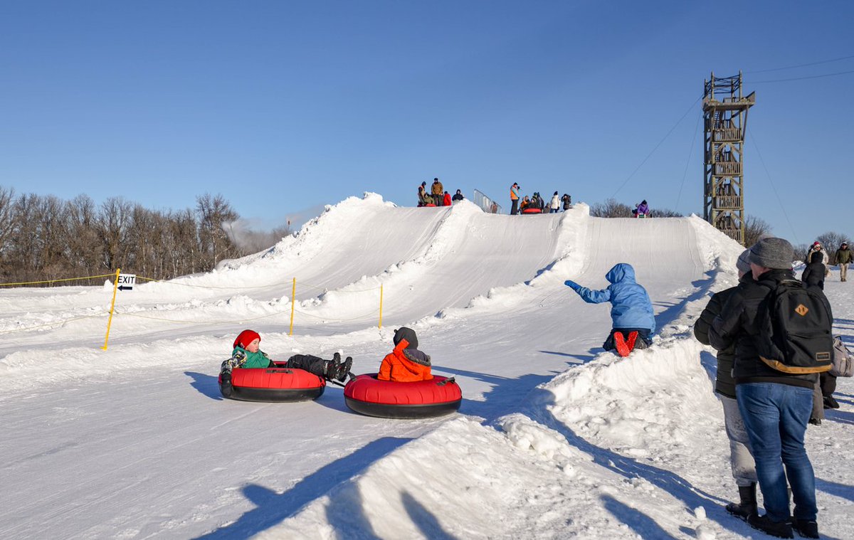 TourismWPG's tweet image. Winter in Winnipeg is THE BEST! ❄️ There are so many activities to enjoy in the snowy season!

Work your way through our Top 10 Things to Do in Winnipeg to fall in love with Winterpeg.

tourismwinnipeg.com/things-to-do/t… 

📸 Tourism Winnipeg

#OnlyInThePeg #Winnipeg #WinterPeg