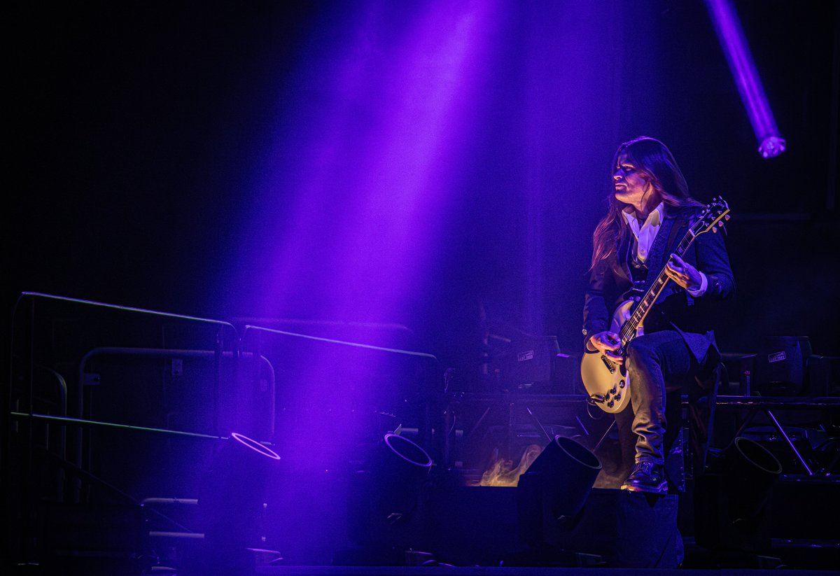 Fiserv Forum tweet media