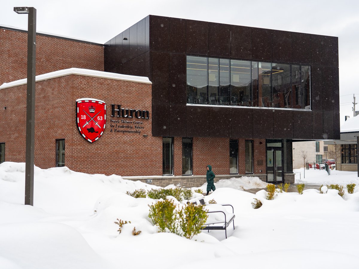 Wishing you a safe and happy holidays! 

Just a reminder that Huron's campus will be closed from 3:30pm on December 23 until January 2 inclusive. We look forward to welcoming everyone back starting January 3.