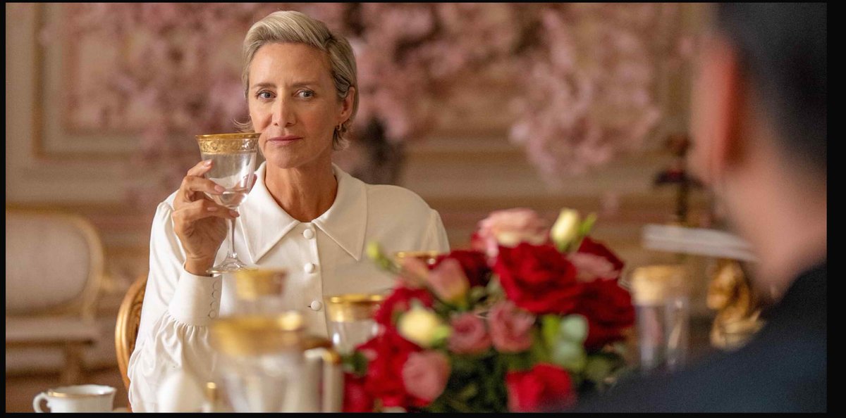 alelepop's tweet image. Hera es una reinota, amé su personaje aunque sea una perra #KaosNetflix