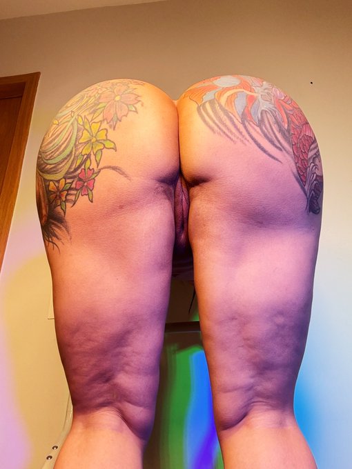 1 pic. Ready to have it inside ? only free https://t.co/ngfZcmru0P