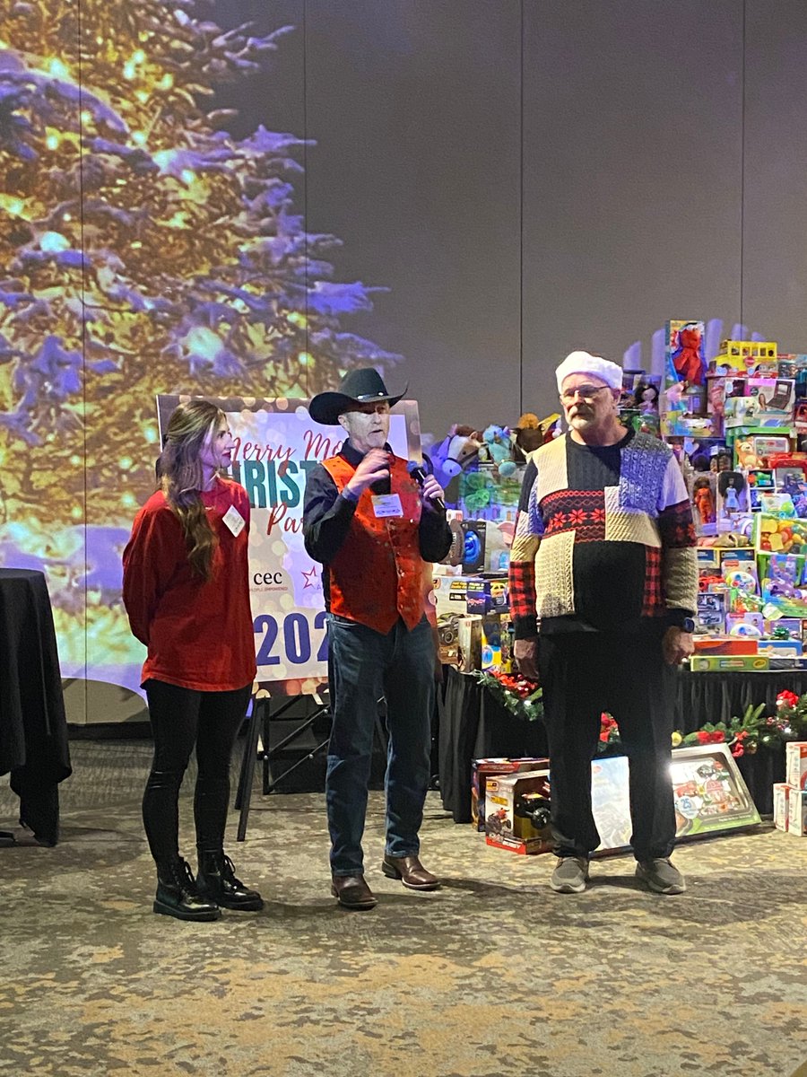 Our team had a great time at the FWAA Merry Movie Christmas Party, celebrating the season and supporting a meaningful cause. From festive outfits to the toy drive, it was an evening full of holiday spirit and community.