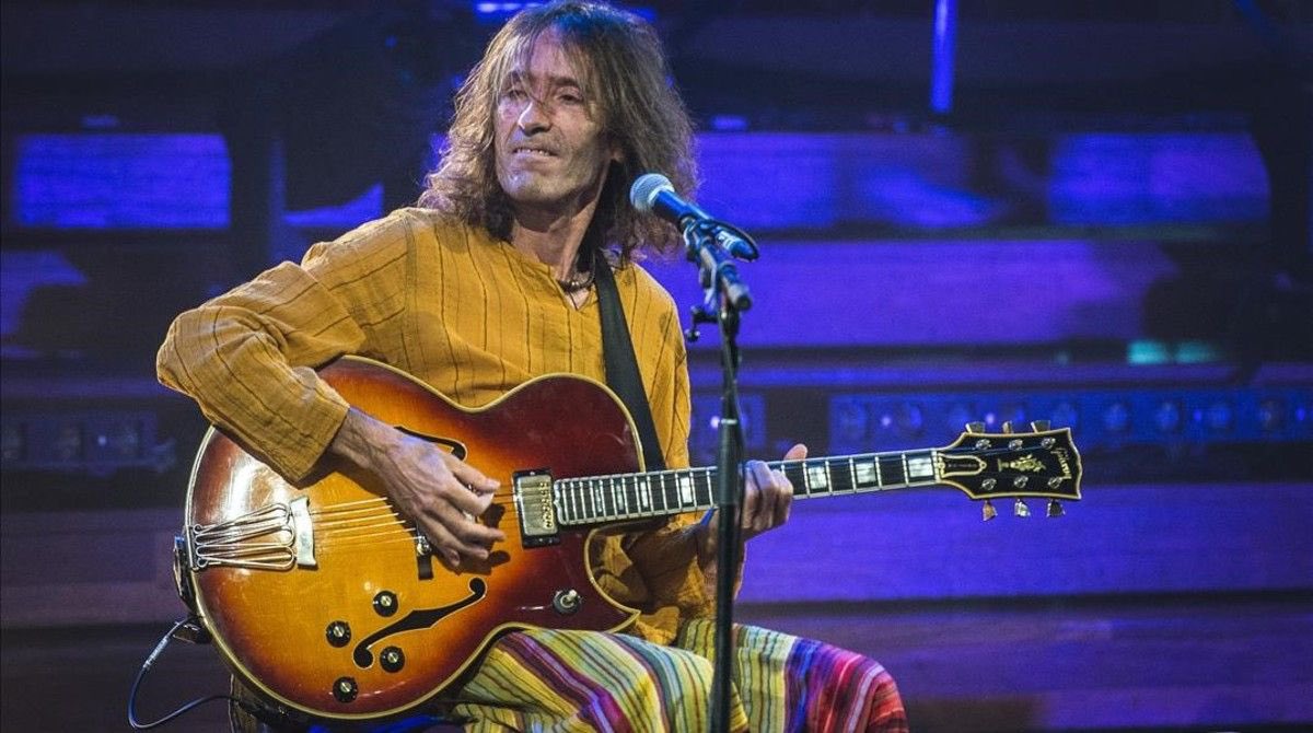 ROBE, Medalla de Oro al Mérito en las Bellas Artes 2024 🎶

El líder de Extremoduro y referente del rock en español recibe el reconocimiento a su legado artístico y su capacidad de emocionarnos con cada verso y acorde. 💛

Gracias por tanto 🖤 #Robe #Extremoduro #BellasArtes2024