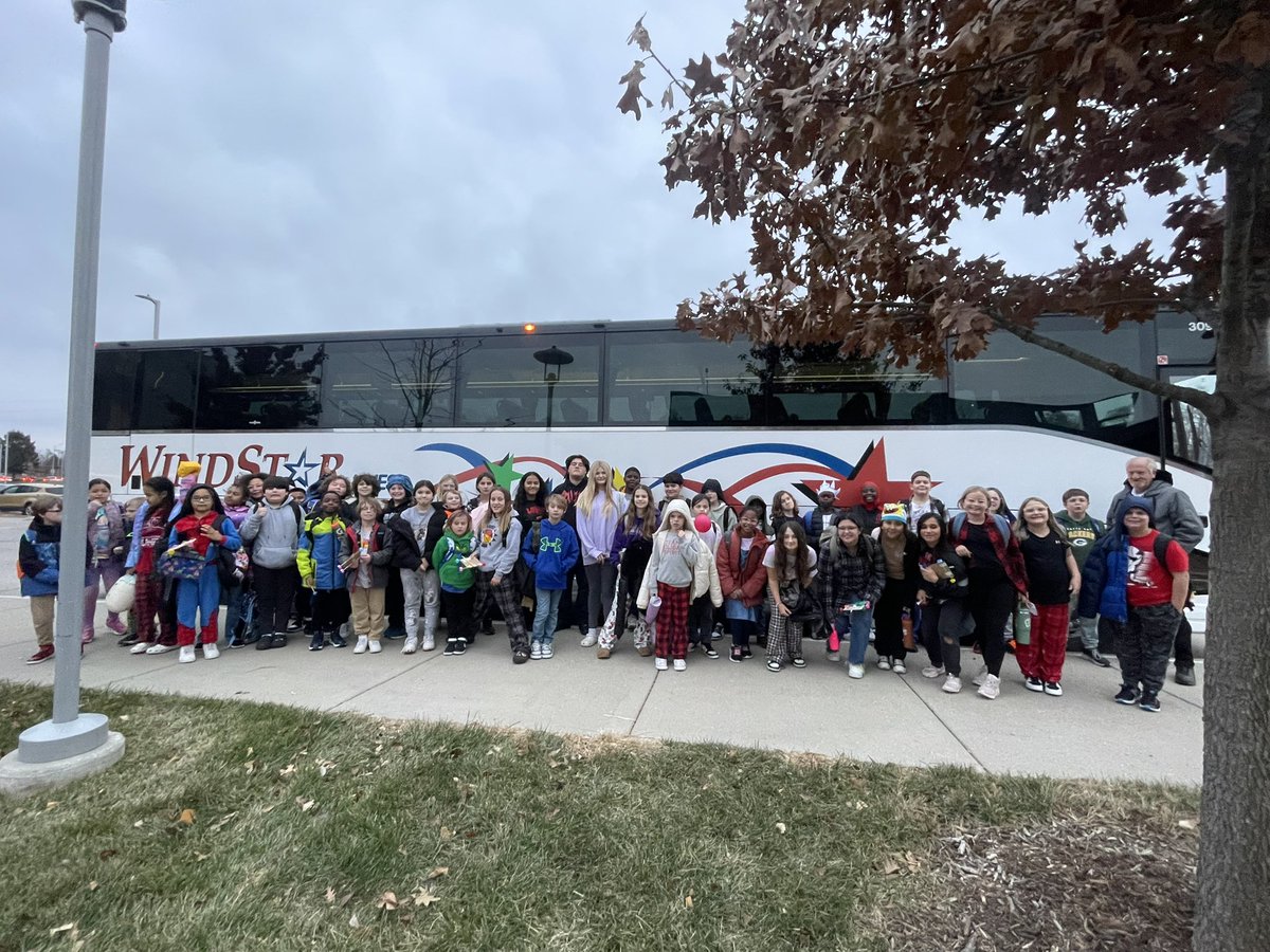 We are already missing our wonderful SAVE students! Wishing everyone a safe, happy, and healthy holiday break. ✨♥️