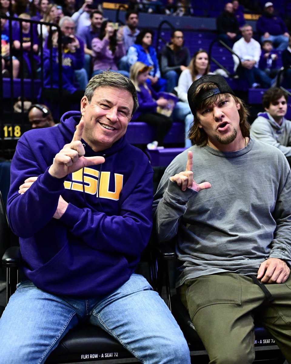 12-22-2024… Wishing everyone a Merry Christmas!!! We’re back in the PMAC Sunday night at 6:00pm! #BootUp #GeauxTigers
