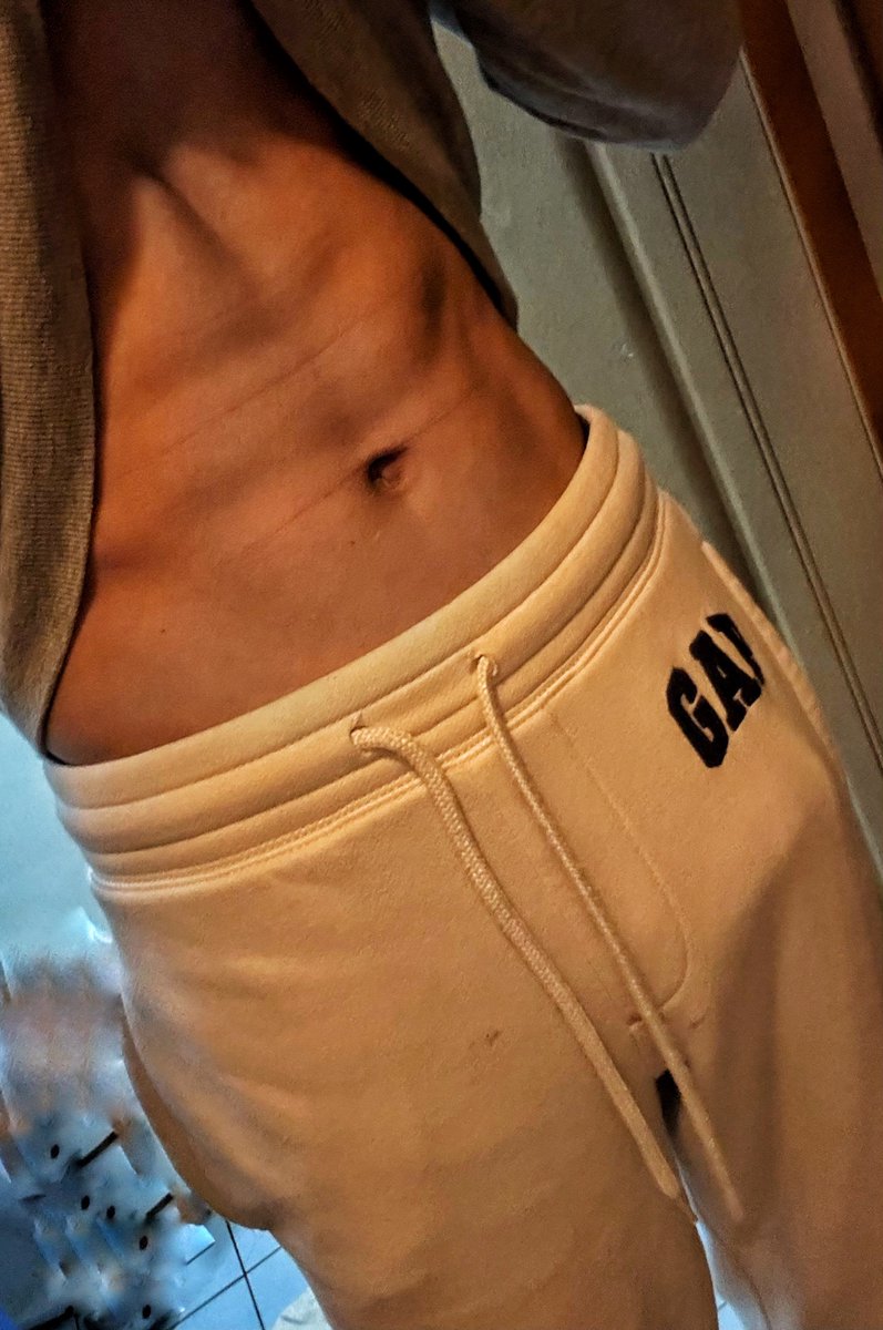 冬天到了…聽說…
女生對棉褲都會有遐想？🤓