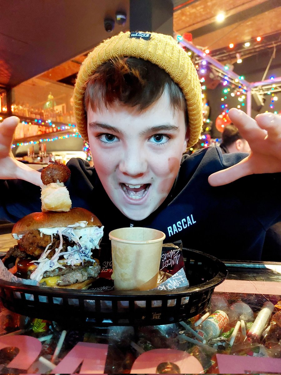 pickerchu's tweet image. Another year, another superb @FamousEats #SonOfANutCracker