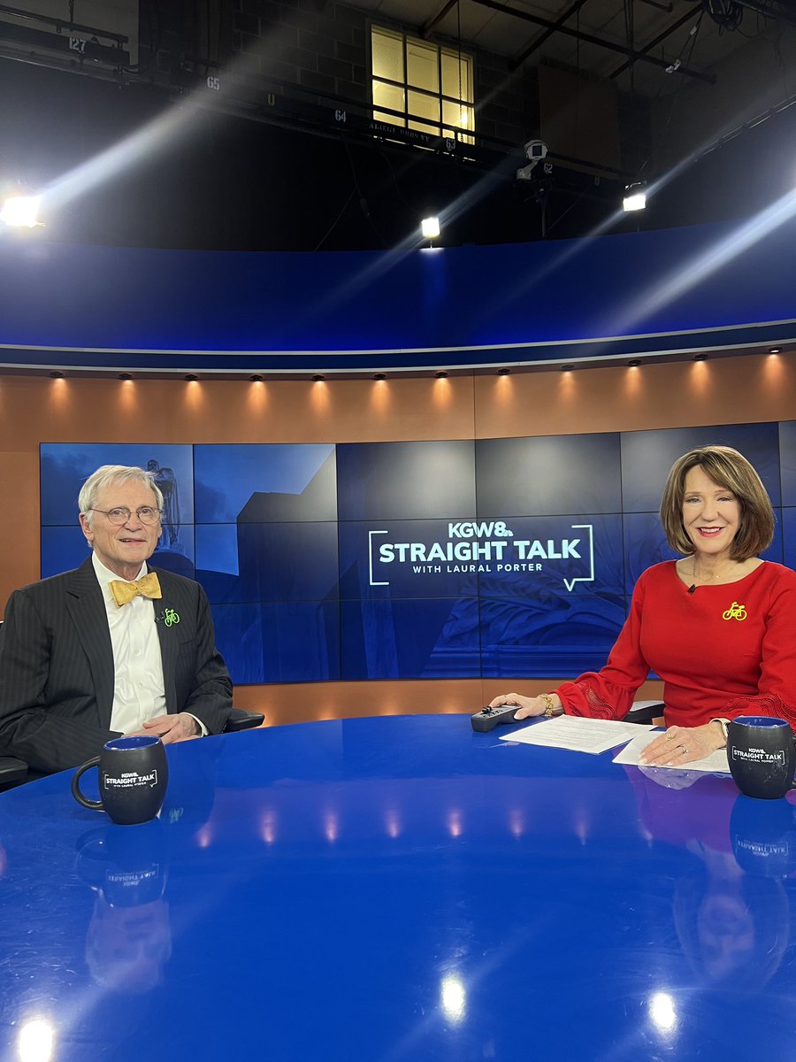Join me tonight for <a href="/KGWStraightTalk/">KGW Straight Talk</a> at 7pm for <a href="/repblumenauer/">Earl Blumenauer</a>’s final interview as Oregon’s 3rd District Congressman. We reflect on his 52 years of public service and what’s ahead. This will also be my final regularly scheduled Straight Talk show. Thank you for watching.