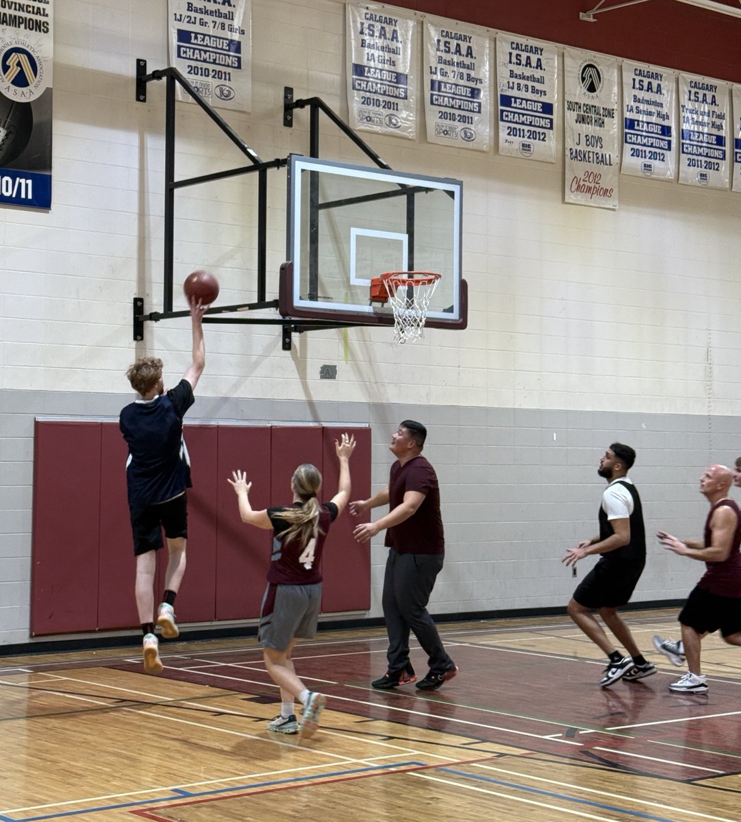 RundleAlum tweet media