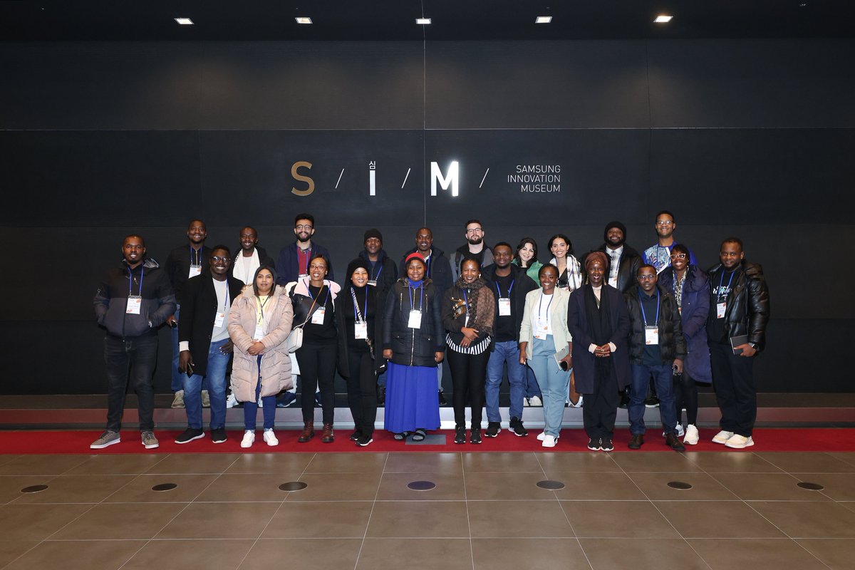 We just wrapped up an incredible program where Lastmal took the global stage at COMEUP (컴업) 2024 in Seoul, South Korea. Over the past months, we have immersed ourselves in engaging with an inspiring community of founders, and investors, exchanging ideas and fueling our mission.