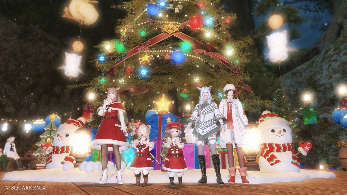 Kazukichiwawa's tweet photo. お菓子会のみんなでクリスマスマーケットに🎄🎅
時間も忘れていっぱいおしゃべりして楽しかった(◍ ´꒳` ◍)*•.
みんな、ありがとー！
いつも一緒じゃなくても、みんな元気でいてくれて、こうして会えるのがとても嬉しい😊
 #FF14  #壁際でお菓子会 https://t.co/5NNuVPDb4h