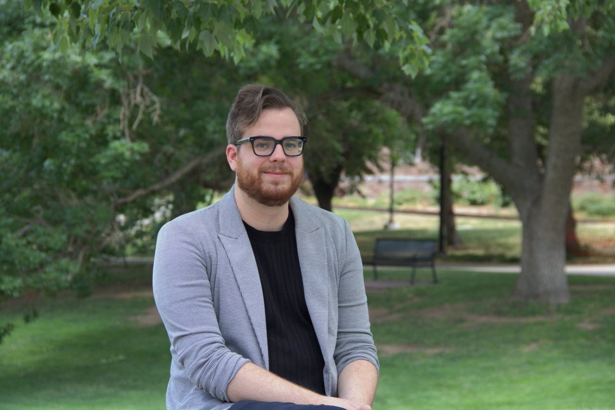 JILA (@jilascience) on Twitter photo The next "Humans of JILA" article is here and written by our Sci-Com mentee, Willa Arthur-Dworschack! Meet JILA Postdoc <a href="/Jakehiggin/">Jake Higgins</a>, working on the nuclear #clock team in the lab of JILA and <a href="/NIST/">National Institute of Standards and Technology</a> Fellow and @CUBoulderphys prof Jun Ye.
jila.colorado.edu/blog/jila-jour…
<a href="/CUArtsSciences/">CU Boulder College of Arts and Sciences</a> The next "Humans of JILA" article is here and written by our Sci-Com mentee, Willa Arthur-Dworschack! Meet JILA Postdoc <a href="/Jakehiggin/">Jake Higgins</a>, working on the nuclear #clock team in the lab of JILA and <a href="/NIST/">National Institute of Standards and Technology</a> Fellow and @CUBoulderphys prof Jun Ye.
jila.colorado.edu/blog/jila-jour…
<a href="/CUArtsSciences/">CU Boulder College of Arts and Sciences</a>