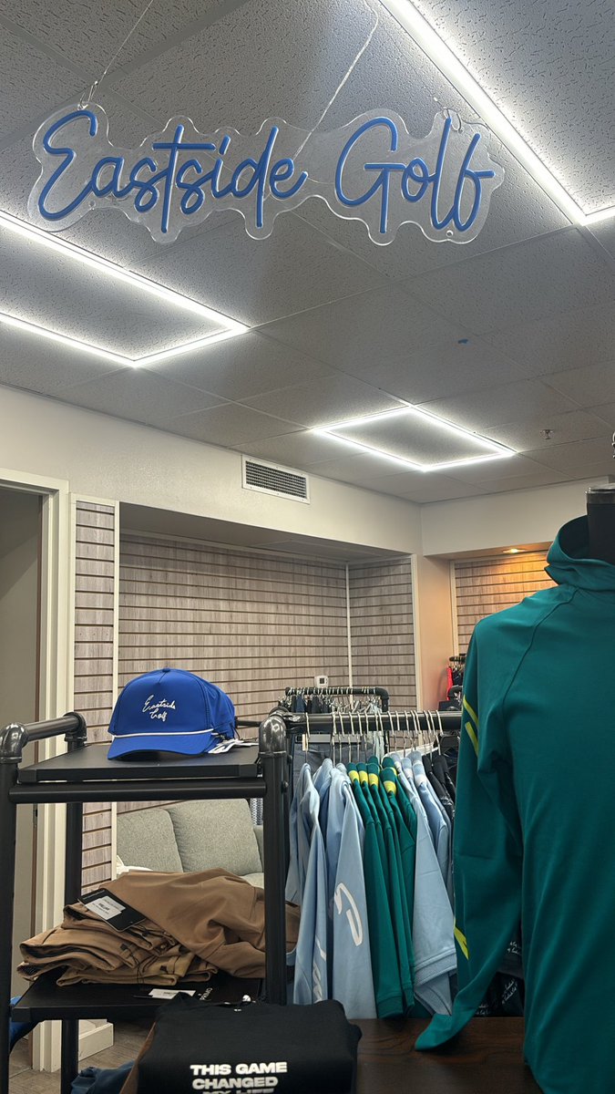 851kellen's tweet photo. Laced the fam with @EastsideGolf for the holidays. Good to see them thriving in MESA, ARIZONA! 🏌🏾‍♂️ @bttrthanyours https://t.co/oODTxiLpGz
