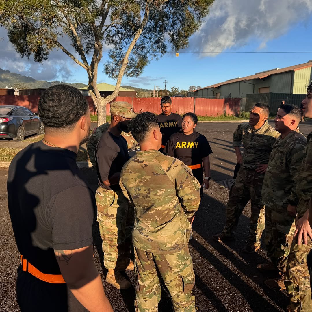 USARPAC's tweet photo. Battle for the Belt!

The DSB H2F Team supported the "Battle for the Belt" with strength and teamwork from Auto, HQ, ERM, and GSC Platoons. For more info on H2F support, visit the Soldier Performance Readiness Center. #ArmyH2F #SoldierPerformance https://t.co/DL7sYRXgM7