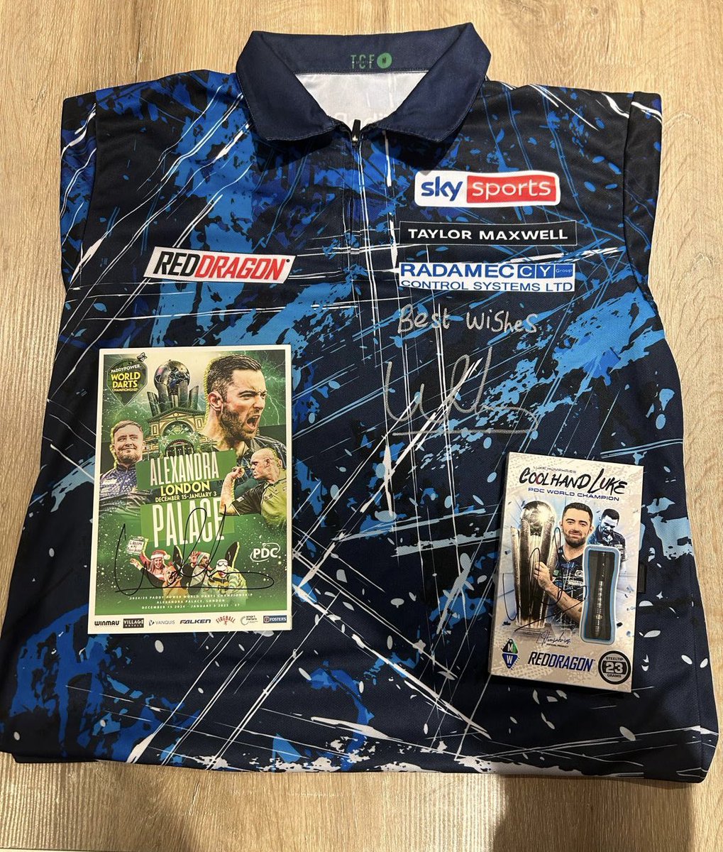 Luke Humphries (@lukeh180) on Twitter photo 🌟 GIVEAWAY 🌟
As it’s Christmas 🎄 I’m giving away 3 signed items to any of my followers..
⭐️ 1 signed Luke Humphries shirt
⭐️ 1 signed set of my <a href="/reddragondarts/">Red Dragon Darts</a>
⭐️ 1 signed worlds programme
To enter all you have to do is retweet this post, tag 3 friends, and follow me!! 😘 🌟 GIVEAWAY 🌟
As it’s Christmas 🎄 I’m giving away 3 signed items to any of my followers..
⭐️ 1 signed Luke Humphries shirt
⭐️ 1 signed set of my <a href="/reddragondarts/">Red Dragon Darts</a>
⭐️ 1 signed worlds programme
To enter all you have to do is retweet this post, tag 3 friends, and follow me!! 😘