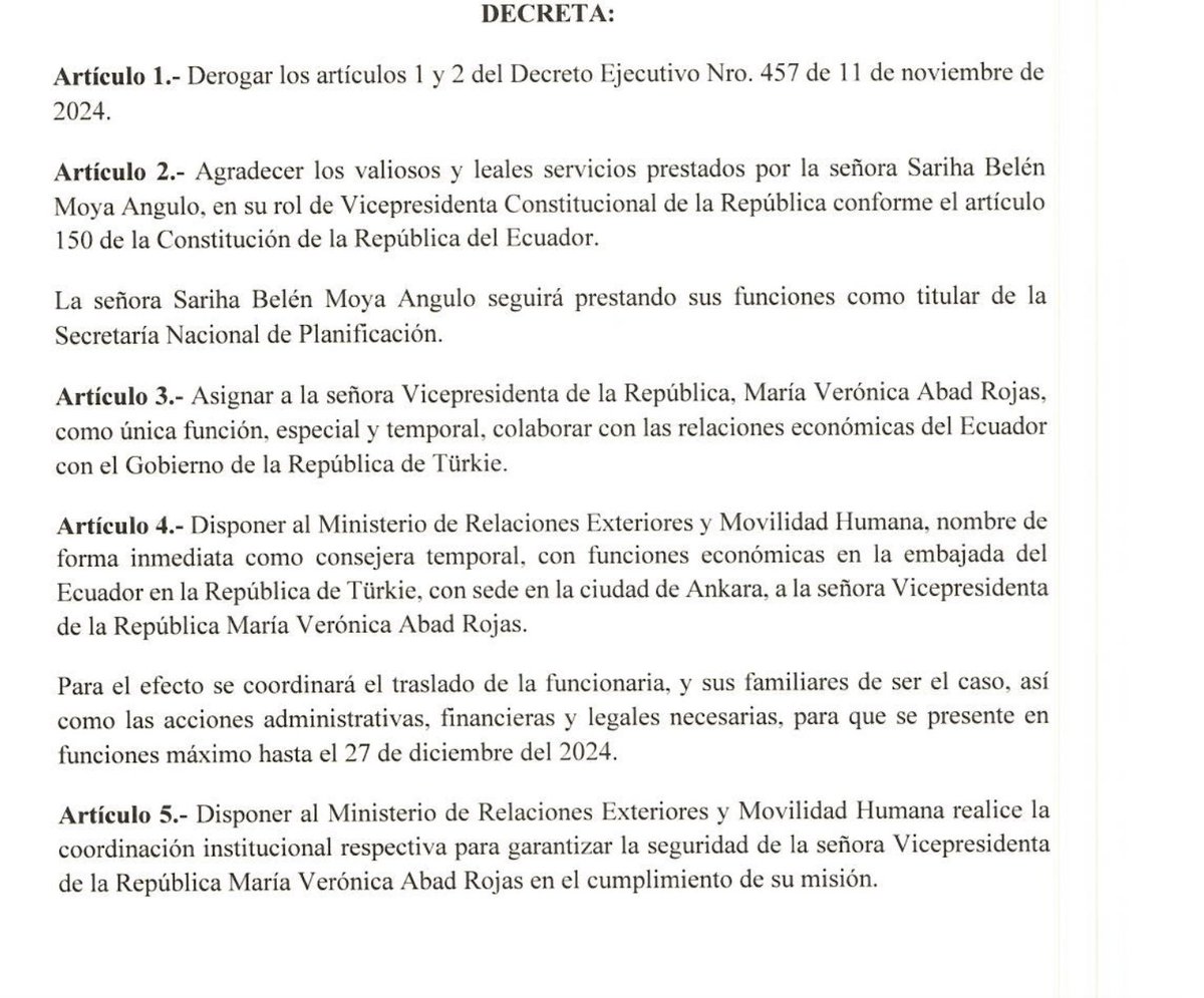 mariasolborja's tweet photo. Nos advirtieron que harían todo lo posible para evitar que Abad ocupe el rol que constitucionalmente le corresponde (no guste o no) mientras Noboa hace campaña. Ahí está el decreto emitido y firmado hoy. Las ínfulas antidemocráticas de este gobierno son de terror. https://t.co/CUeY5hRau7