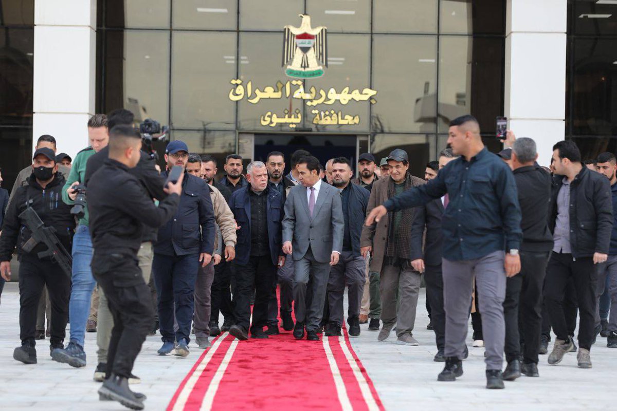 asssp89's tweet photo. شيخ المجاهدين يكمل جولته ويلتقي بمحافظ نينوى السيد عبد القادر الدخيل بحضور الوفد المرافق واعضاء في الحكومة المحلية. https://t.co/jQ7Sad36PR