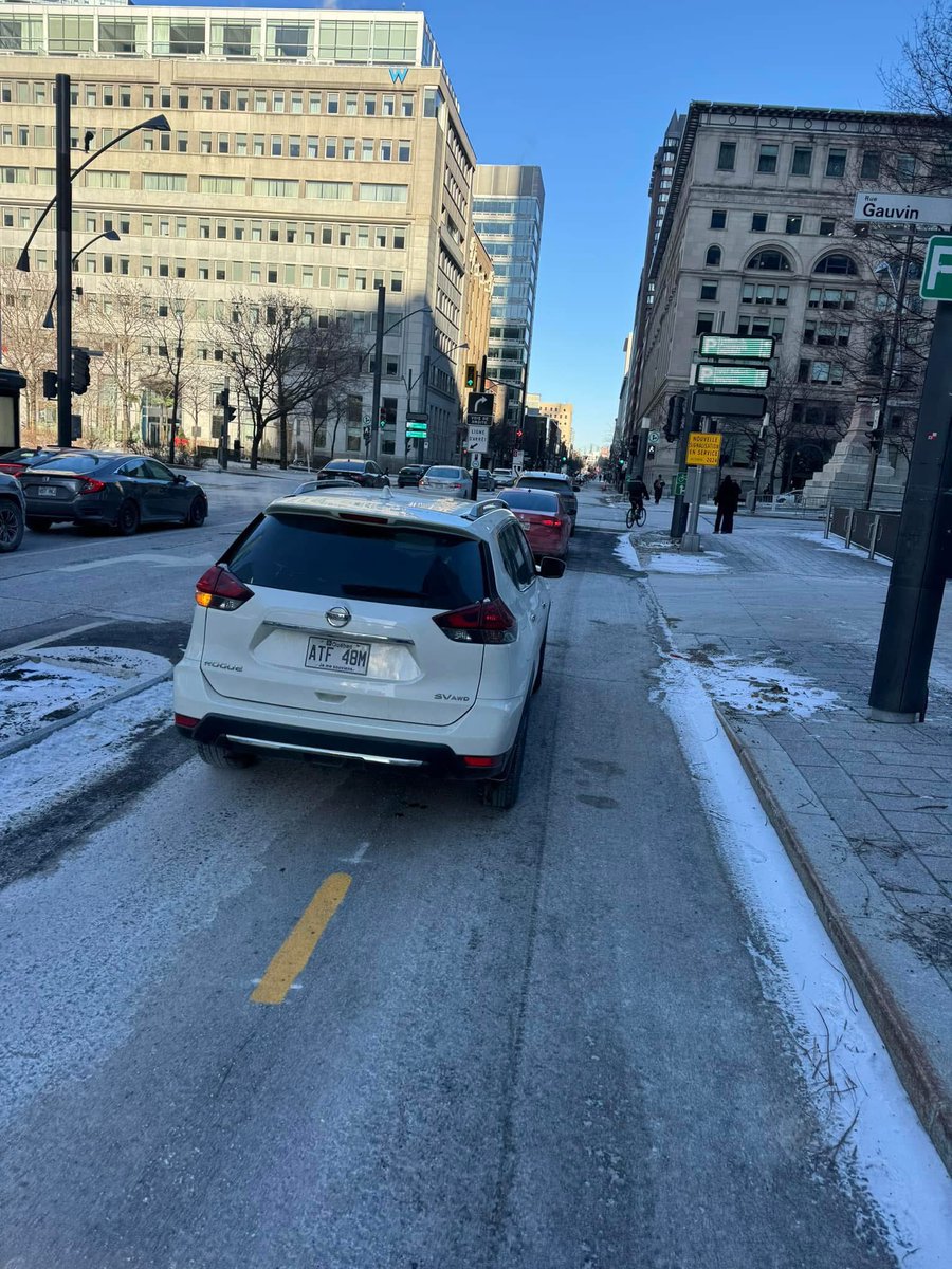 L’automobiliste de Montréal tweet media