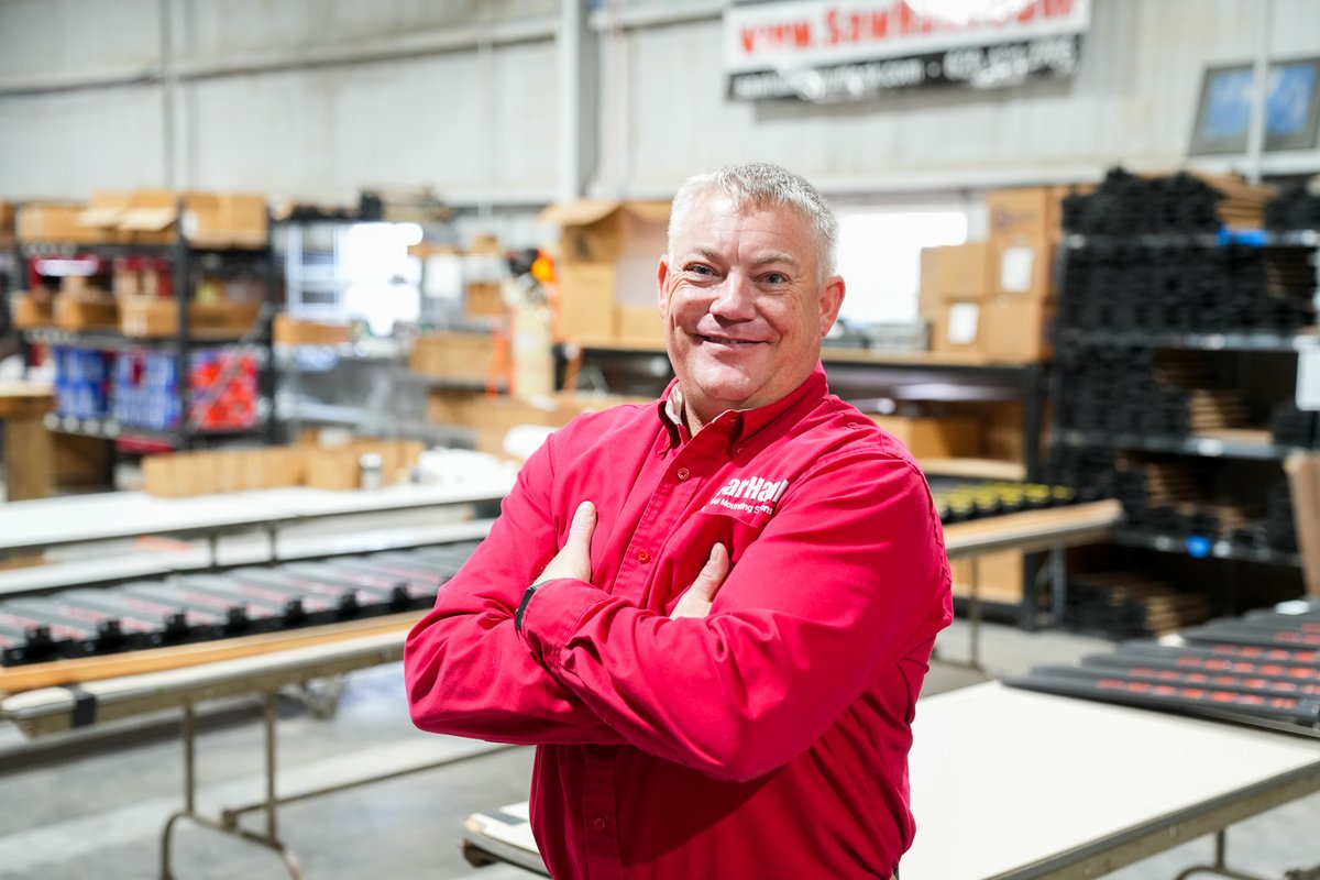 sawhaul's tweet photo. We were extremely honored to be visited and interviewed by the @Kansas Department of Commerce for the Made in Kansas program as well as our award for being the Southeast Kansas Manufacturer of the year! 

#KansasDepartmentofCommerce #Madeinkansas #kansasproud #kansas #GearHaul https://t.co/ITiqDqLHnx