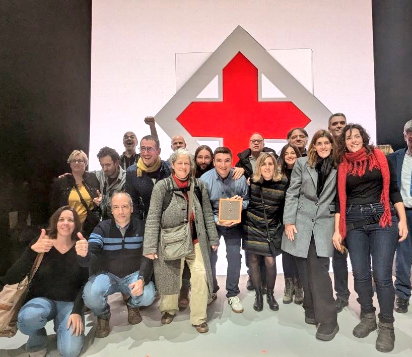 softcatala's tweet image. Foto de l&apos;equip assistent 📷❤️