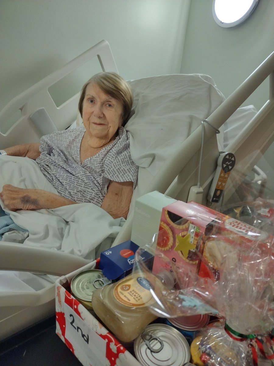 Anne-Marie Thompson (@amthompson19) on Twitter photo Butler Green staff held a non-profit raffle for the patients. Two luxury hampers were won by Keith and Linda, Happy Christmas! Thank you to the staff for their donations. Pics with consent. <a href="/OldhamCO_NHS/">Oldham Care Organisation</a> <a href="/JacobSc46299878/">Jacob Scott</a> Butler Green staff held a non-profit raffle for the patients. Two luxury hampers were won by Keith and Linda, Happy Christmas! Thank you to the staff for their donations. Pics with consent. <a href="/OldhamCO_NHS/">Oldham Care Organisation</a> <a href="/JacobSc46299878/">Jacob Scott</a>