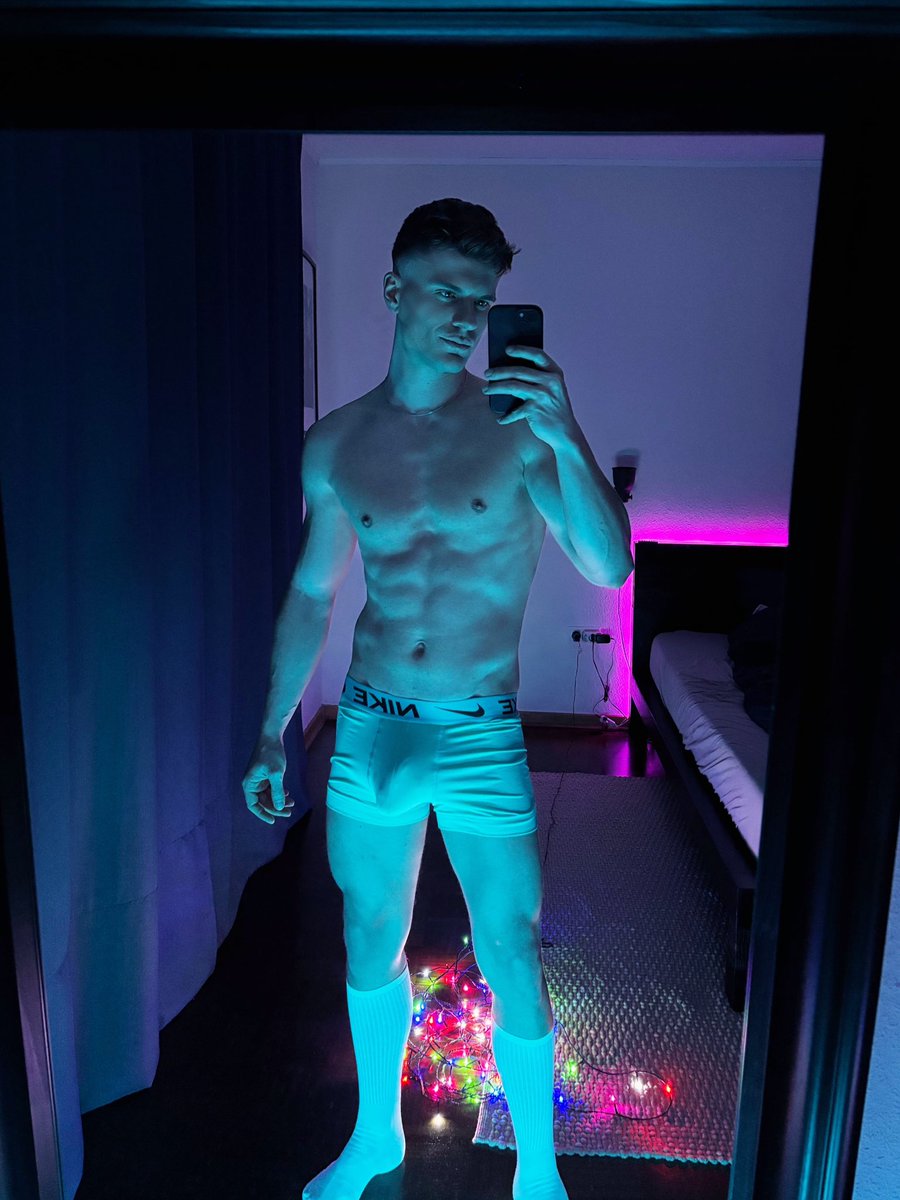 Luke 🏳️‍🌈 top 3% tweet media