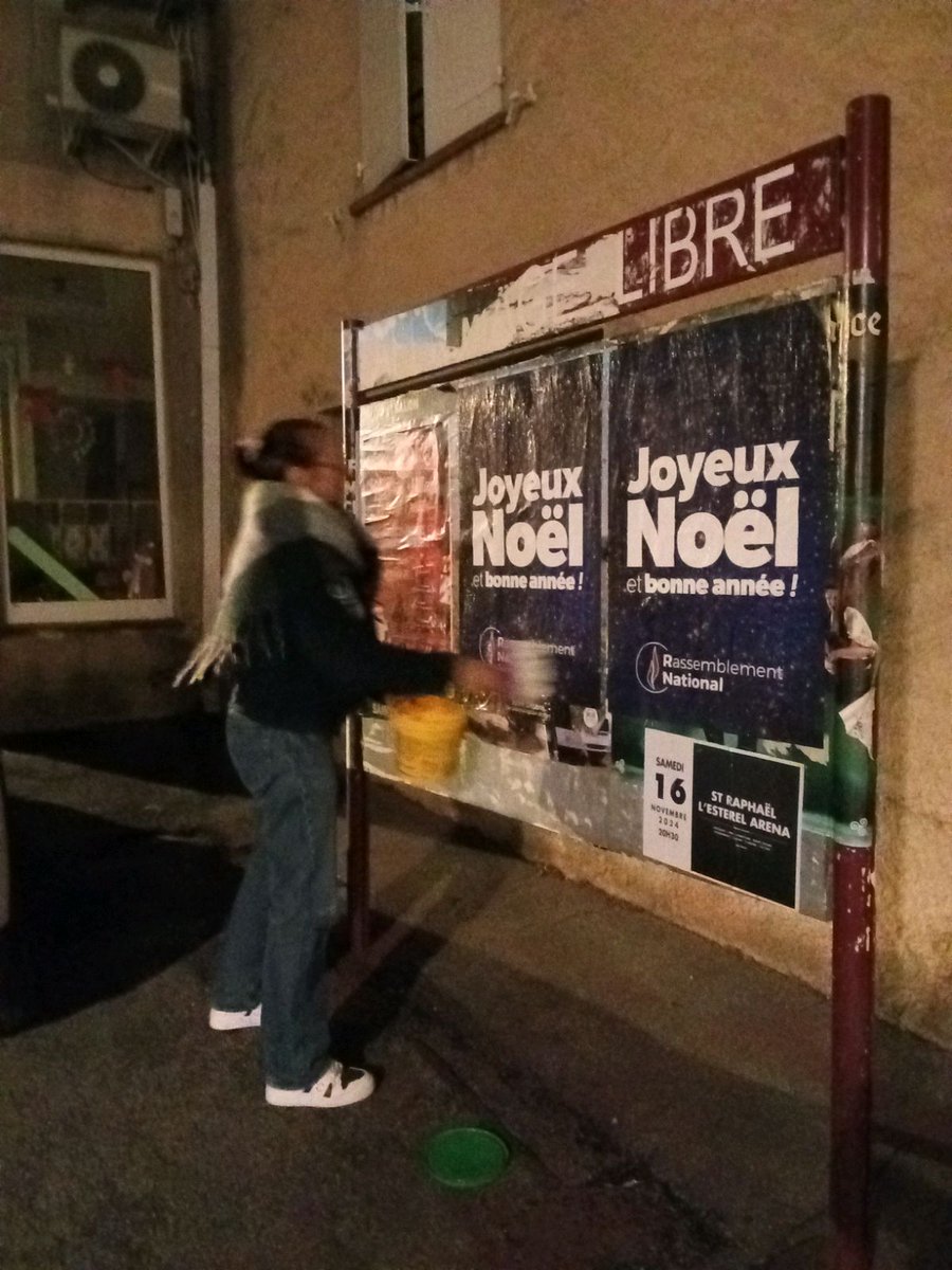 Grolleausandra's tweet photo. Puget et le RN....une histoire de fidélité mutuelle depuis déjà plusieurs années.  
Un joyeux Noël à tous https://t.co/J6pizkxT6s