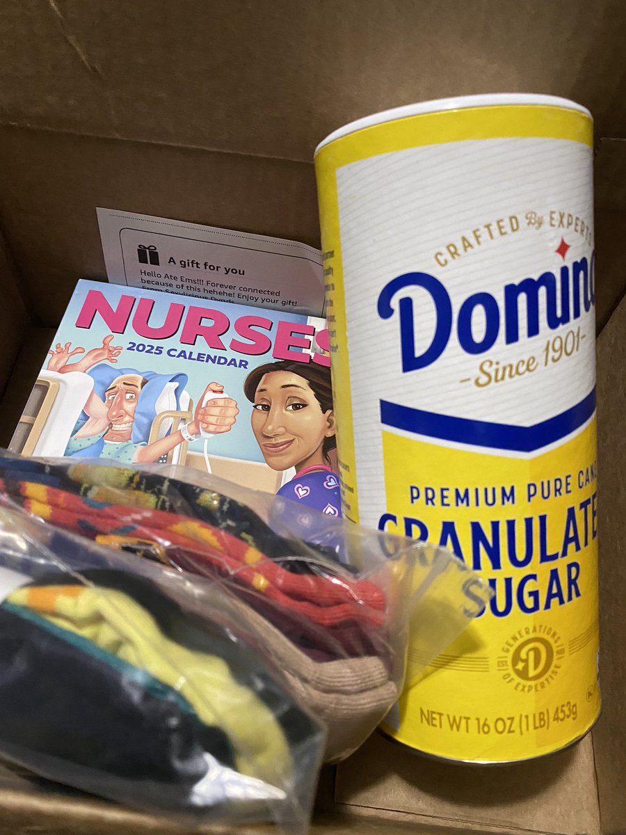 Secret Santa revealed!!!

Thank you Cindy <a href="/dynds/">💜💛🧡 Dynds ᴬᴰᴺ 🧡 💛💜</a> for the gifts…not a good pic of the fun socks - I love them all…but yung Domino sugar talaga ang nag dala 🤣 aw sweet memories!!!

Merry Christmas 🎄