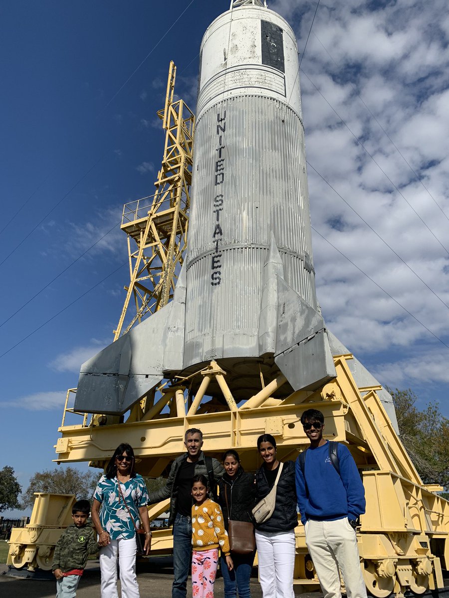 DevMatchRef's tweet photo. An unforgettable experience. Thrilled to visit the Nasa Johnson Space Center in Houston #SpaceExploration #Nasaspacecenter #HoustonTexas https://t.co/KGbQHxHTGL