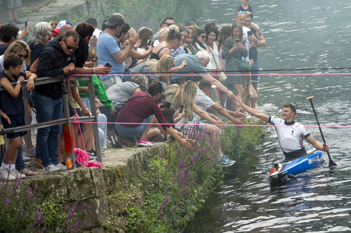 Jusqu’à 2025, la rédaction Ouest-France sports du Finistère vous propose un compte à rebours, en vidéo, des moments de 2024 qui ont marqué ses journalistes

Commençons par revivre la célébration du titre olympique de Nicolas Gestin à Quimperlé le 17 août

ouest-france.fr/sport/video-la…