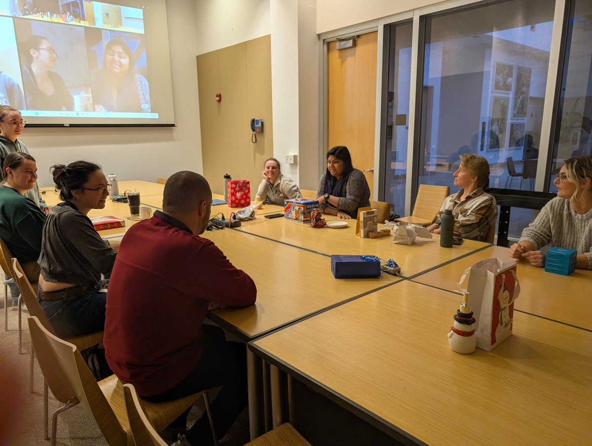 K_Bioguy_Cox's tweet image. Last Wednesday we had our last lab meeting of the year. Consisted of a fun White Elephant Gift Exchange and me providing the State of the Lab Address for the first time! Great way to end off year one of the lab before the break!