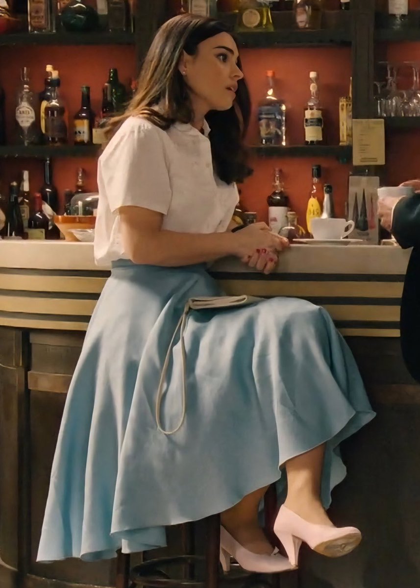 MaelysChB's tweet image. Comentando la novelita en modo #internetExplorer 🐌:
Me encanta el jersey a rayas Tommy Hilfiger de Begoña #mafin #SueñosDeLibertad