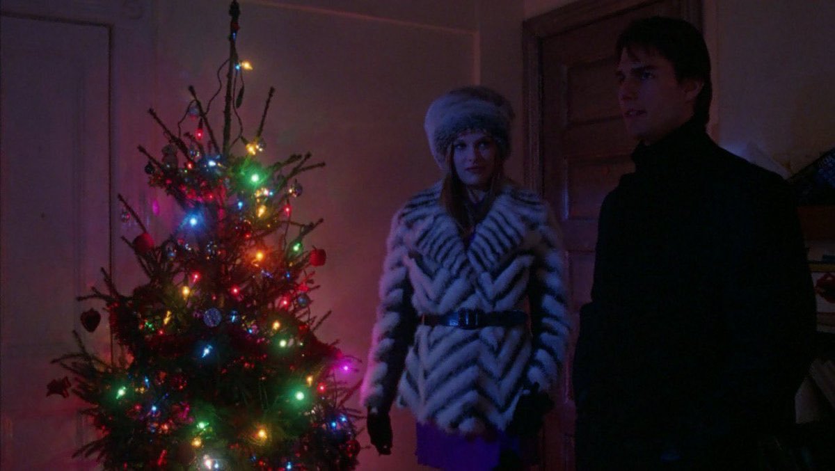 TheCinesthetic's tweet photo. Eyes Wide Shut (1999) dir. Stanley Kubrick https://t.co/AZAeES7ohF