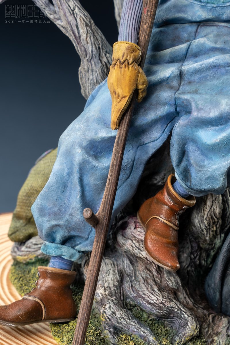 【塑料主义 · Annual Auction · 2024】    

《Cleaner》   
Bidding Deadline: 12.24th 8:00 pm  
原型师：藤本圭纪 <a href="/YOKKI_munchkin_/">藤本圭紀 YOSHIKI FUJIMOTO</a> 
涂装师：李想 <a href="/Lixiang_1986/">李想不画画</a> 
尺寸：H25cm