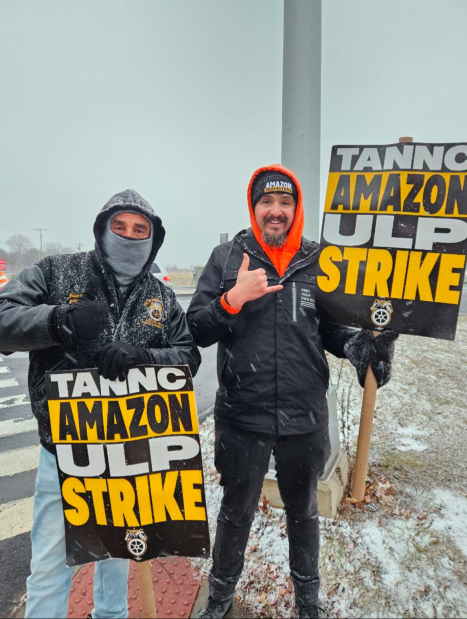 ACP_Connecticut's tweet photo. #AmericanCommunistParty supports the workers of Connecticut. This past week ACP CT joined in on extending the Amazon picket to Connecticut and will continue to support this effort for as long as it takes.
#AmazonStrike #Teamsters https://t.co/krVBBv1ztP