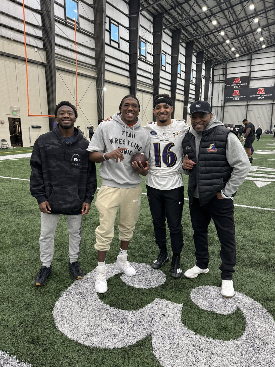 Great day watching the <a href="/Ravens/">Baltimore Ravens</a> practice! Ready to Win! 🏆