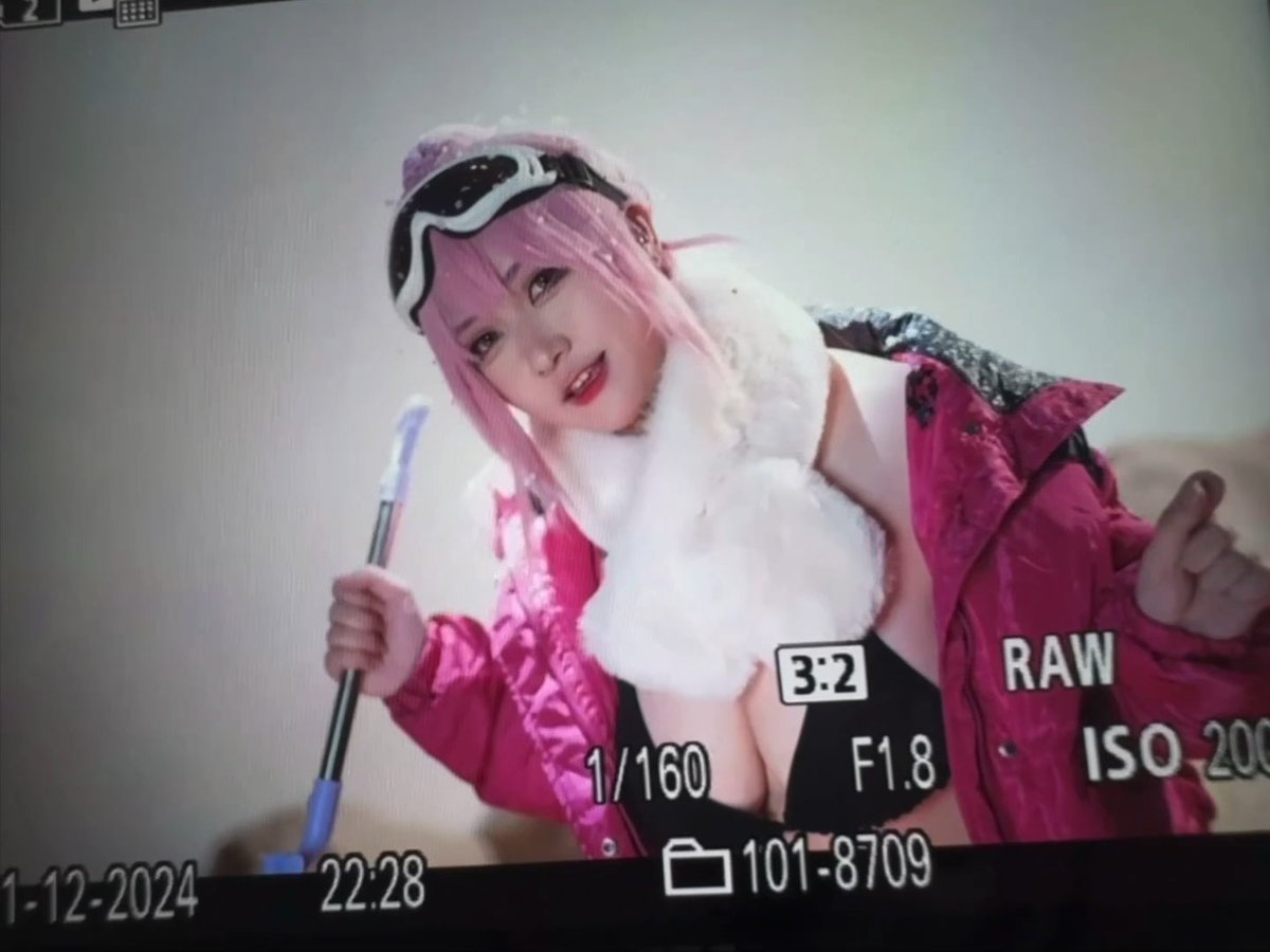 一日二赤元 换我一周腰背肩颈四肢酸痛 #BlueArchiveCosplay #cos 和泉元艾米