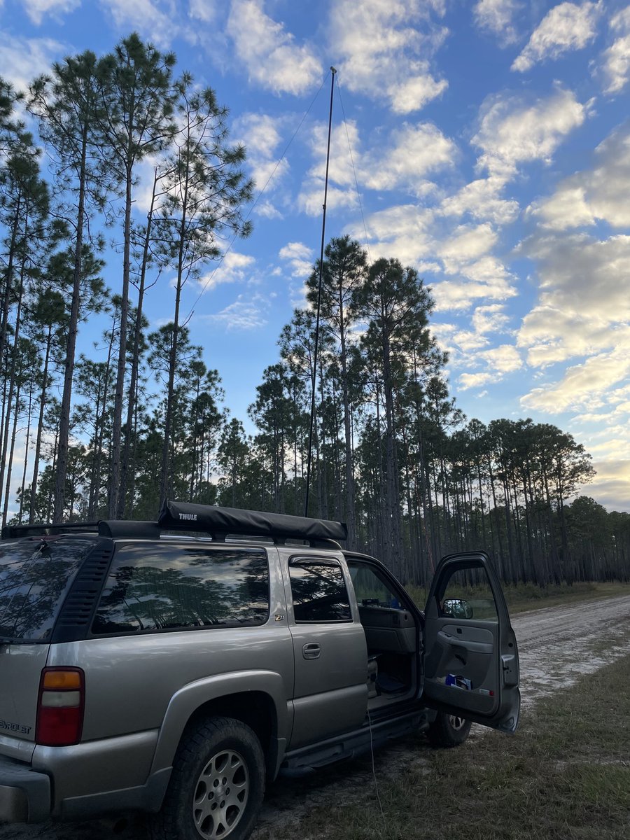 k4dmn's tweet photo. Pileup on 20m, 5 watts at Box-R WMA US-6293 #pota #ft8 #hamradio. Yeasu FT-817ND, Par EndFedz EF-20 antenna, ⁦@DXEngineering⁩ 24-ft. telescoping carbon fiber mast, ⁦@BioennoPower⁩ 15ah battery, SignaLink USB interface, MacBook, WSJT-X. https://t.co/c6GDliYuNY