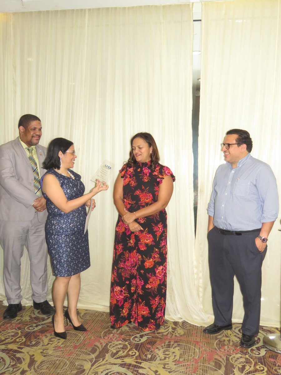 Felicitamos a <a href="/primeslspty/">Prime Solutions</a> como su designación como firma del año en la categoría de compliance / cumplimiento.