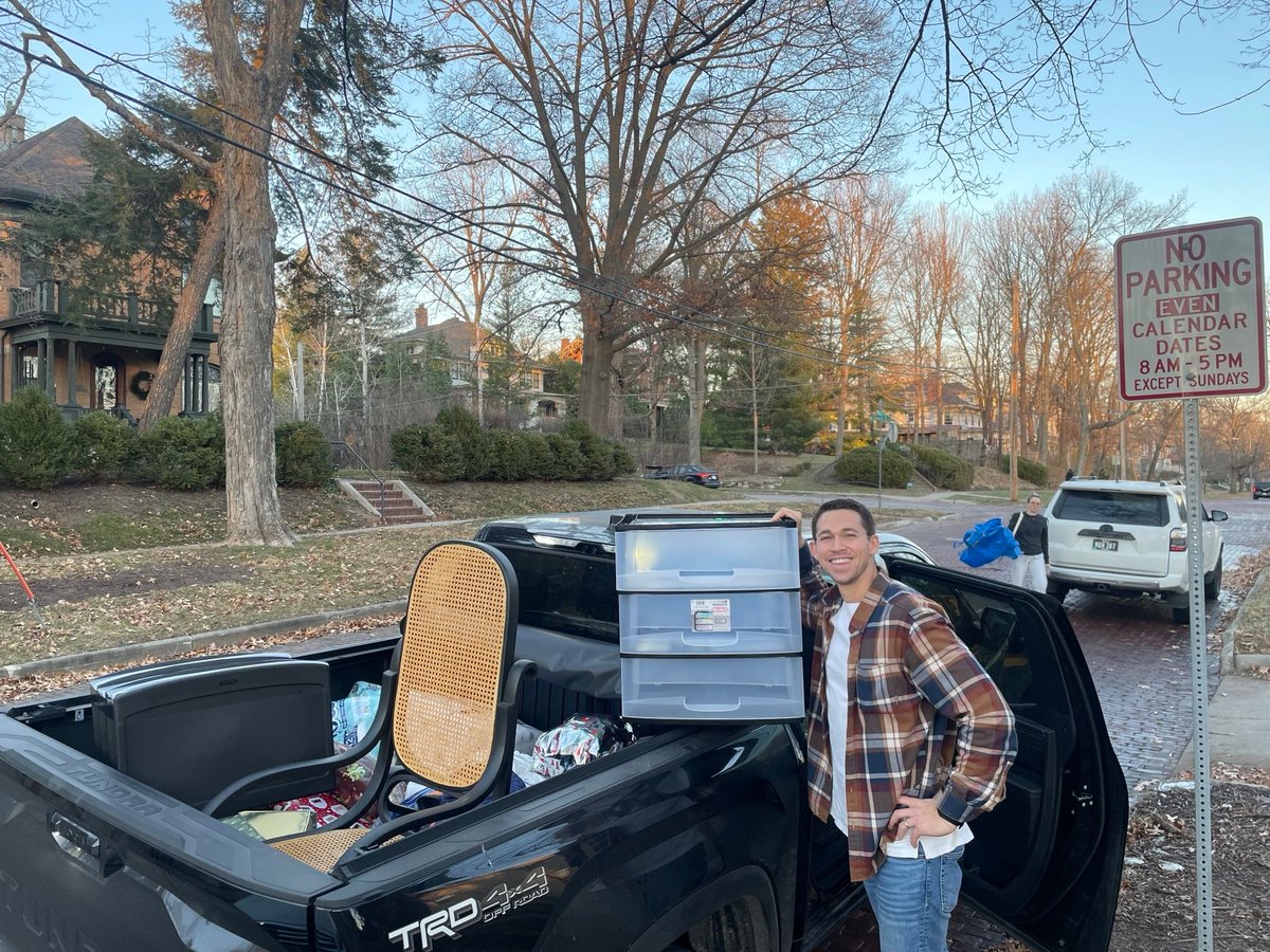 University of Iowa Urology (@uiowa_urology) on Twitter photo Nice work by our residents, including <a href="/JOrzel_MD/">Joanna Orzel, M.D.</a> and @AmFavUro, leading the annual drive to help local families through the <a href="/uwjwc/">UnitedWayJWC</a> Adopt-a-Family Program. This year they raised $2,140 to support three families! Nice work by our residents, including <a href="/JOrzel_MD/">Joanna Orzel, M.D.</a> and @AmFavUro, leading the annual drive to help local families through the <a href="/uwjwc/">UnitedWayJWC</a> Adopt-a-Family Program. This year they raised $2,140 to support three families!