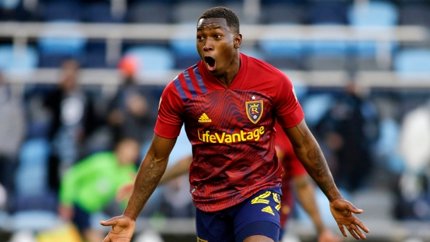 AAFootbal's tweet photo. OFFICIAL 🚨‼️

🇪🇨 Anderson Julio has officially signed for FC Dallas after leaving Real Salt Lake! ✅

The deal has been completed for €384k! 🔜📋

#Transfers #Julio #FCDallas #RealSaltLake #MLS https://t.co/UuqDExicBV