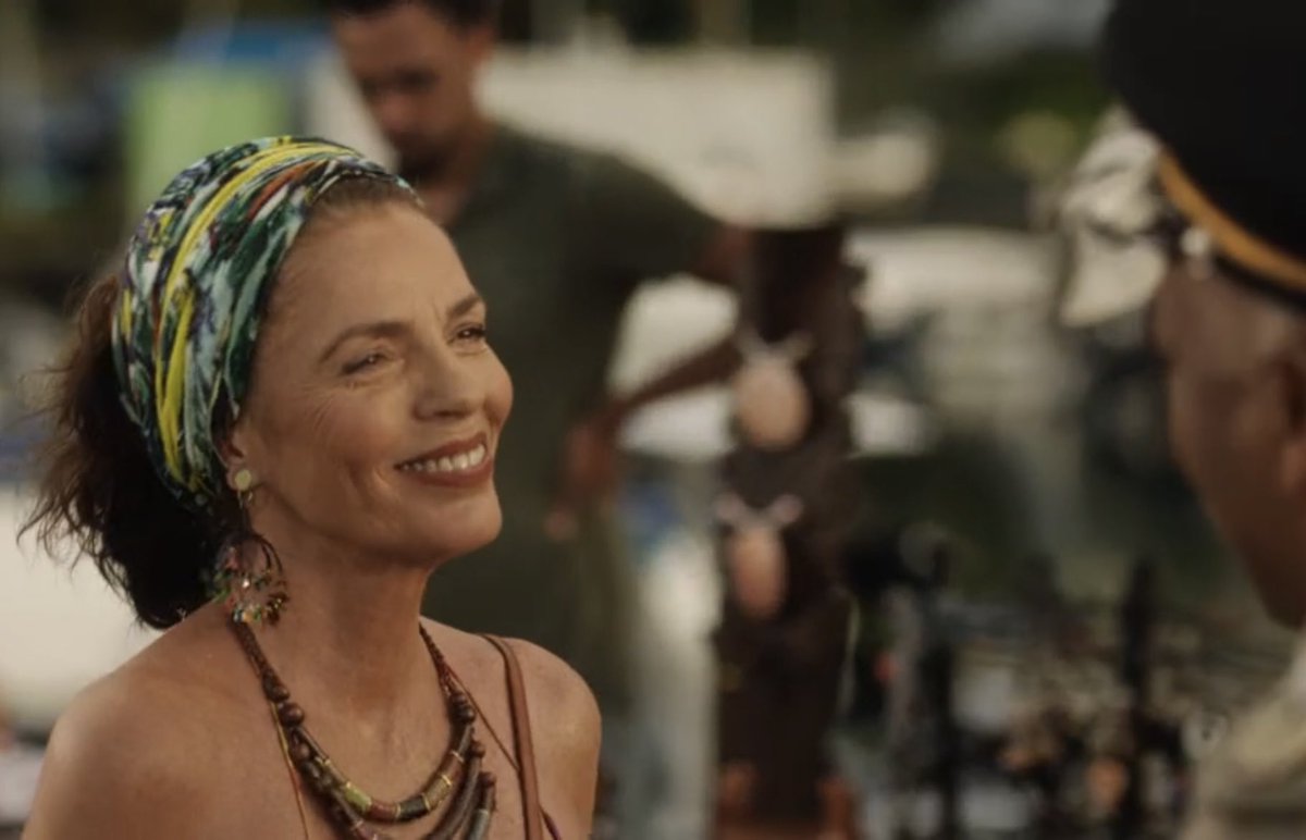 Elizabeth Bourgine tweet media