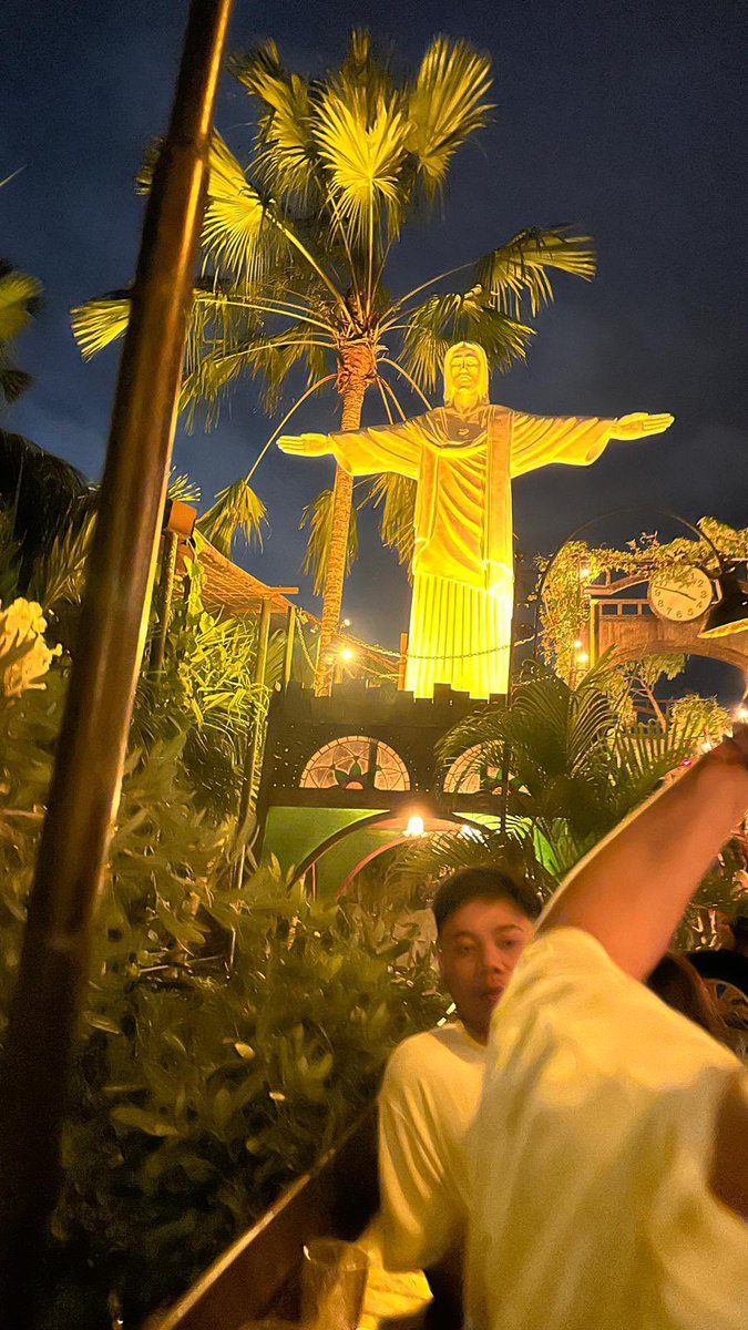 I looking Bali couple

#partnerbule #threesome #3s
#bulebali 
#buledenpasar
#baliswinger
#bule
I waiting couple message