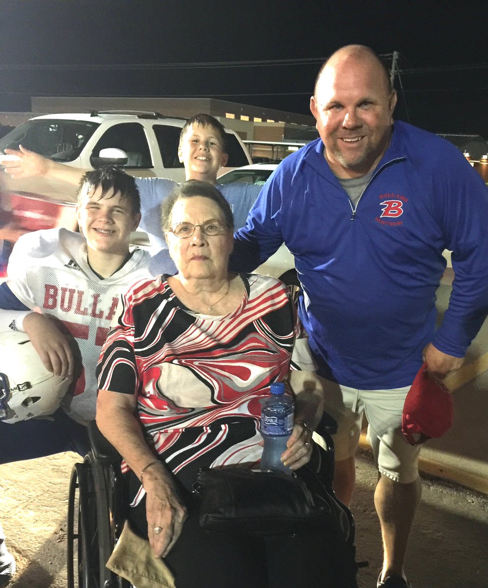 Austin Ellis (@austinellis71) on Twitter photo This has to be a dream, me and big bro are at schools we could’ve only dreamed of. Mom and Dad must have done something right. <a href="/peytonellis71/">Peyton Ellis</a> This has to be a dream, me and big bro are at schools we could’ve only dreamed of. Mom and Dad must have done something right. <a href="/peytonellis71/">Peyton Ellis</a>