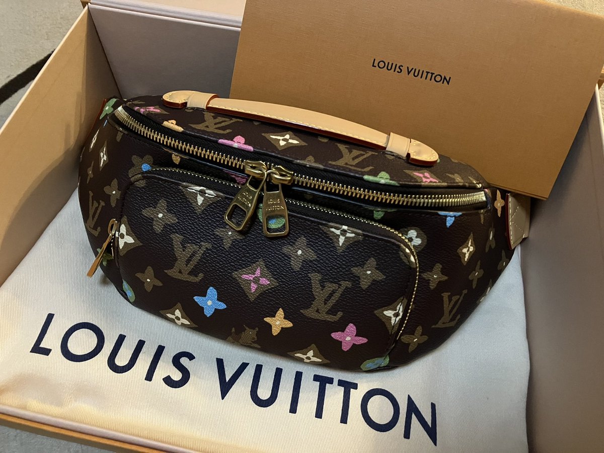 nyang828's tweet photo. 購入から半年経ったけどとっても気に入ってる👜GROVEオープン2周年のご褒美🍀 https://t.co/gk2RTNuF9O