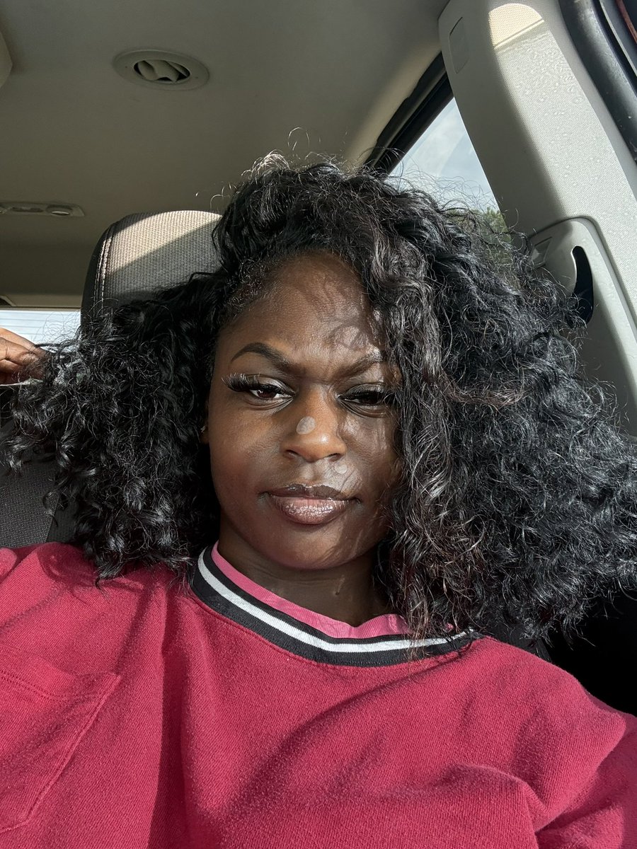 thejawnyas_'s tweet photo. got bxs tanning for this darkskin! https://t.co/GJ6NCiKCtL