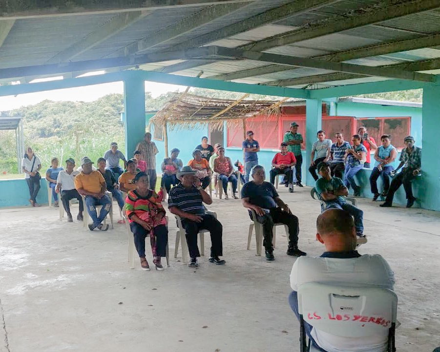 Gracias a la Junta de Desarrollo Local de Los Yerbos por exponer los problemas de la carretera de Los Yerbos. 

👉🏼 Coordinamos con el MOP para las inspecciones y sus respectivas soluciones. 

🔜 Próximamente, nos reuniremos con CONADES para avanzar en otros proyectos en el área.