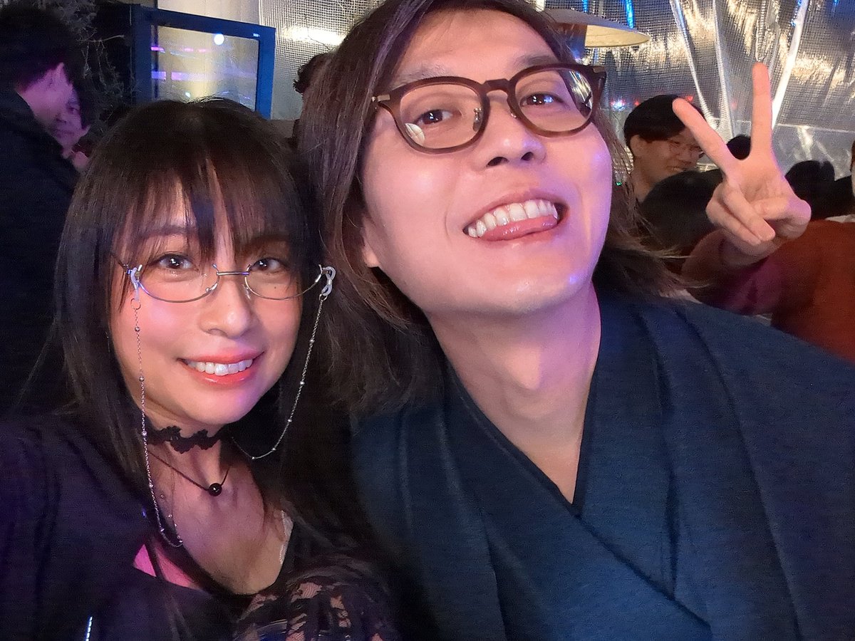 そういえばTwitch忘年会の写真など
初めましてとか、やっと会えましたねとか、いろいろあって、うれしかったのだ
<a href="/littleaoi801/">リトルあおい</a>
@never222late
<a href="/nagai_ako0327/">永井亜子</a>
<a href="/YarumiCooking/">やるみちゃん🍳</a>
<a href="/tommyfountain83/">tommyfountain</a>
#TwitchBonenkai2024