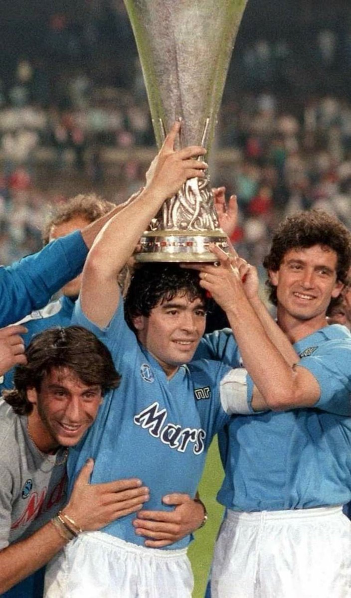 Mano a Mano tweet media