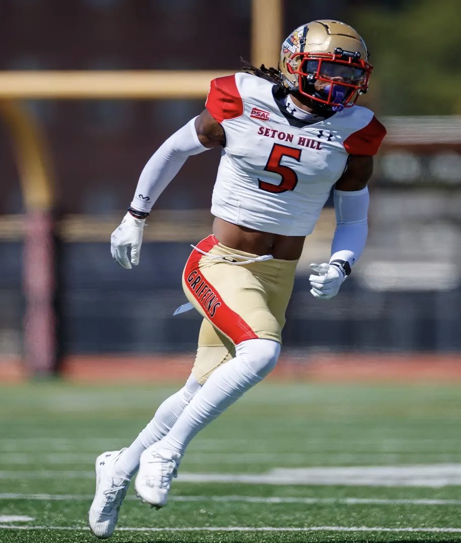 DJ Gilligan tweet media